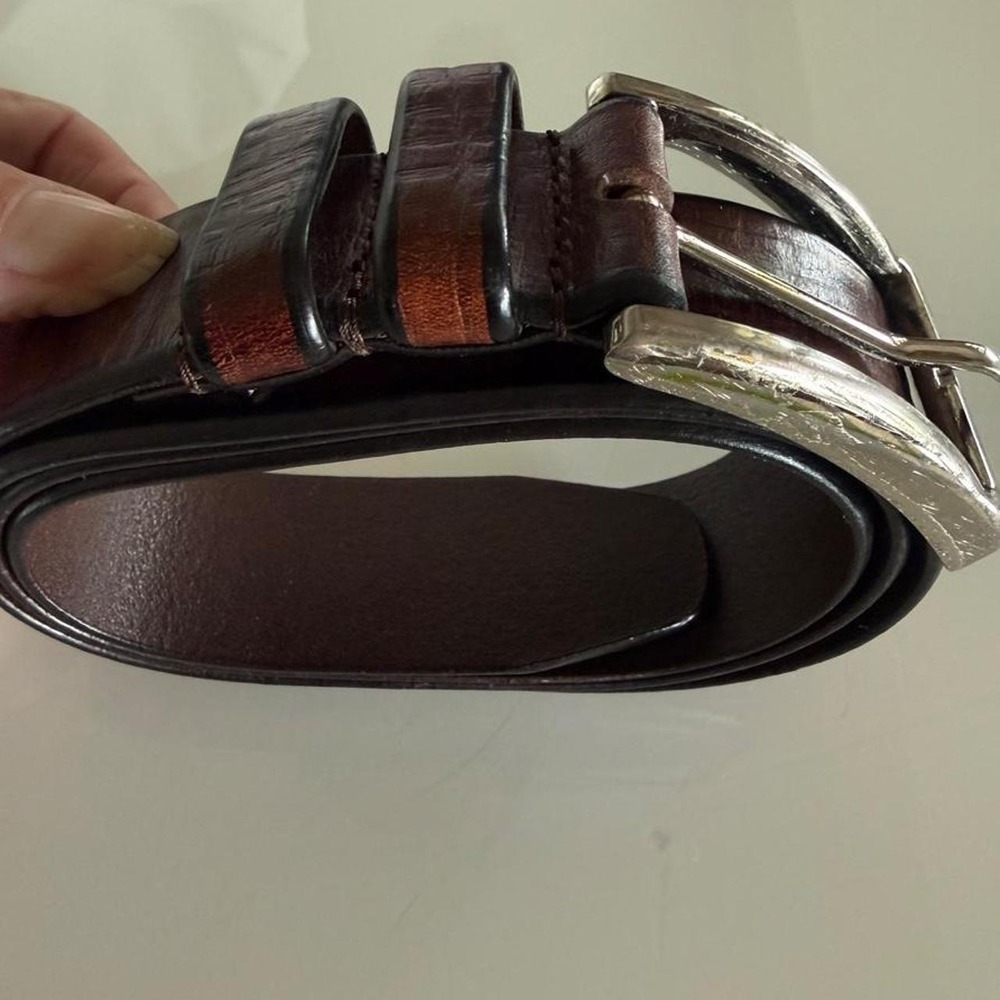 Fossil Brown leather belt with crocodile skin texture, size 33-36"